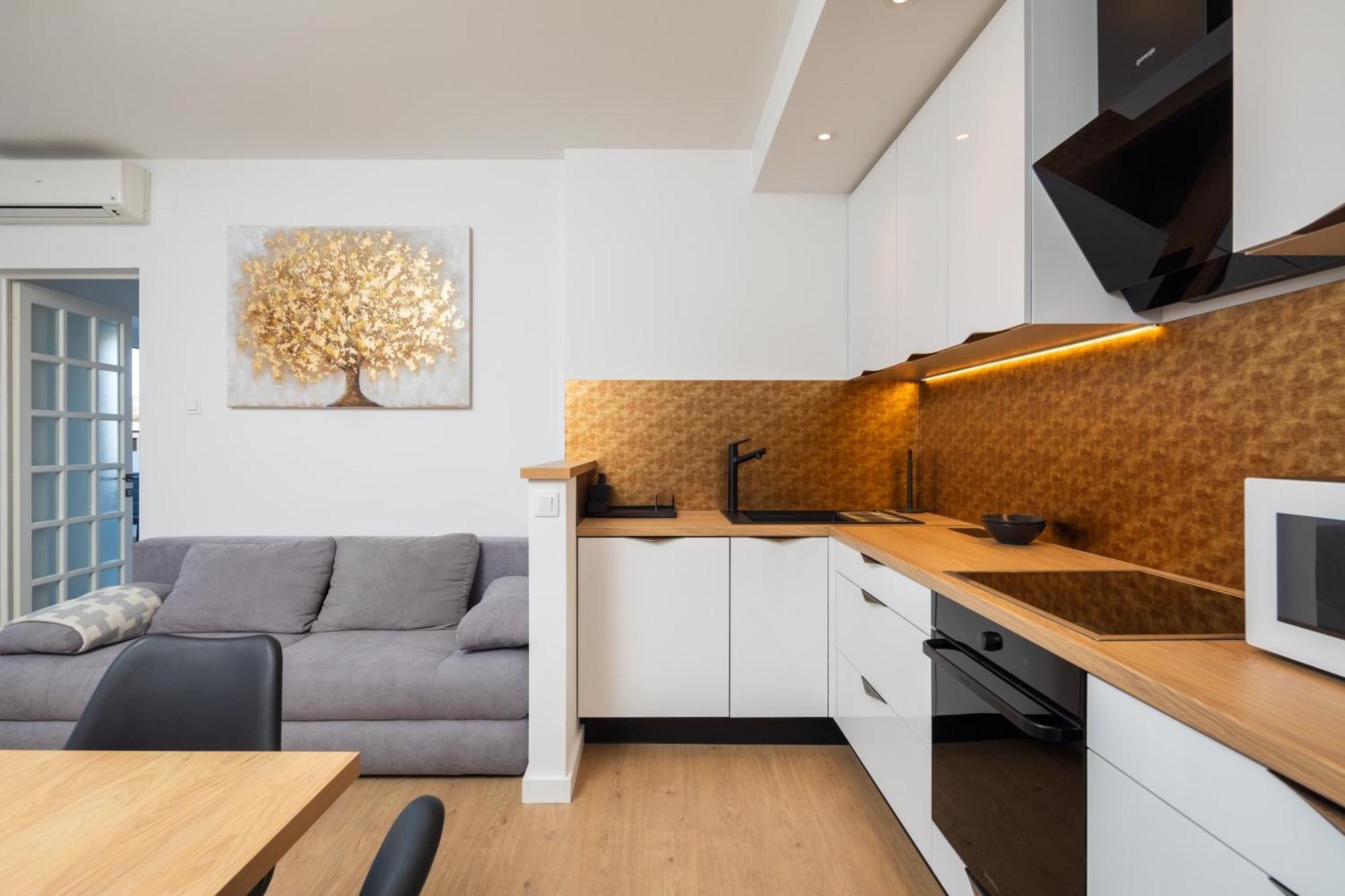 East Side Apartment Omiš Εξωτερικό φωτογραφία