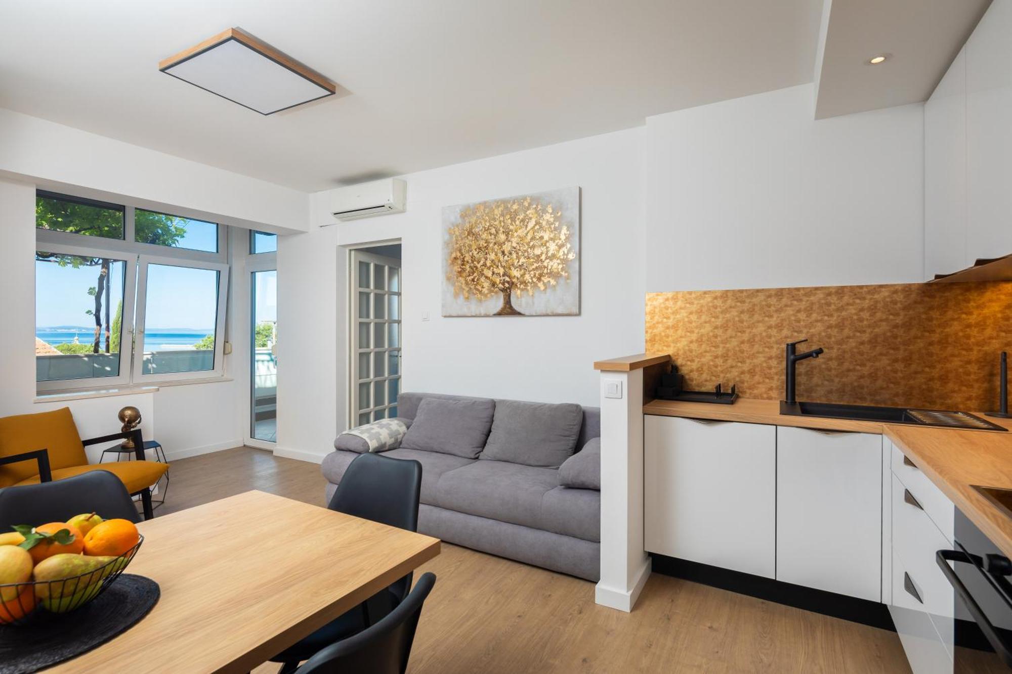 East Side Apartment Omiš Εξωτερικό φωτογραφία