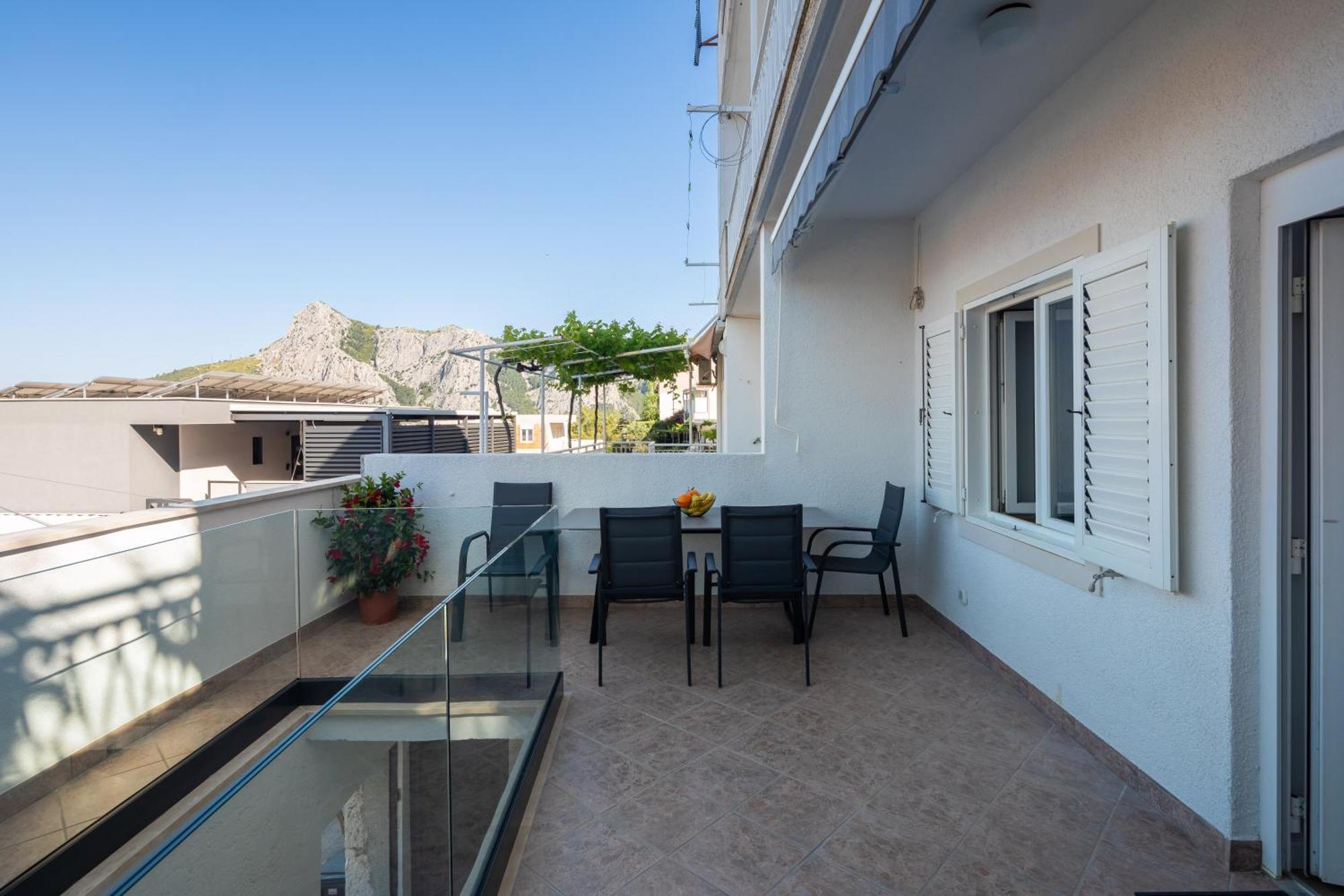 East Side Apartment Omiš Εξωτερικό φωτογραφία