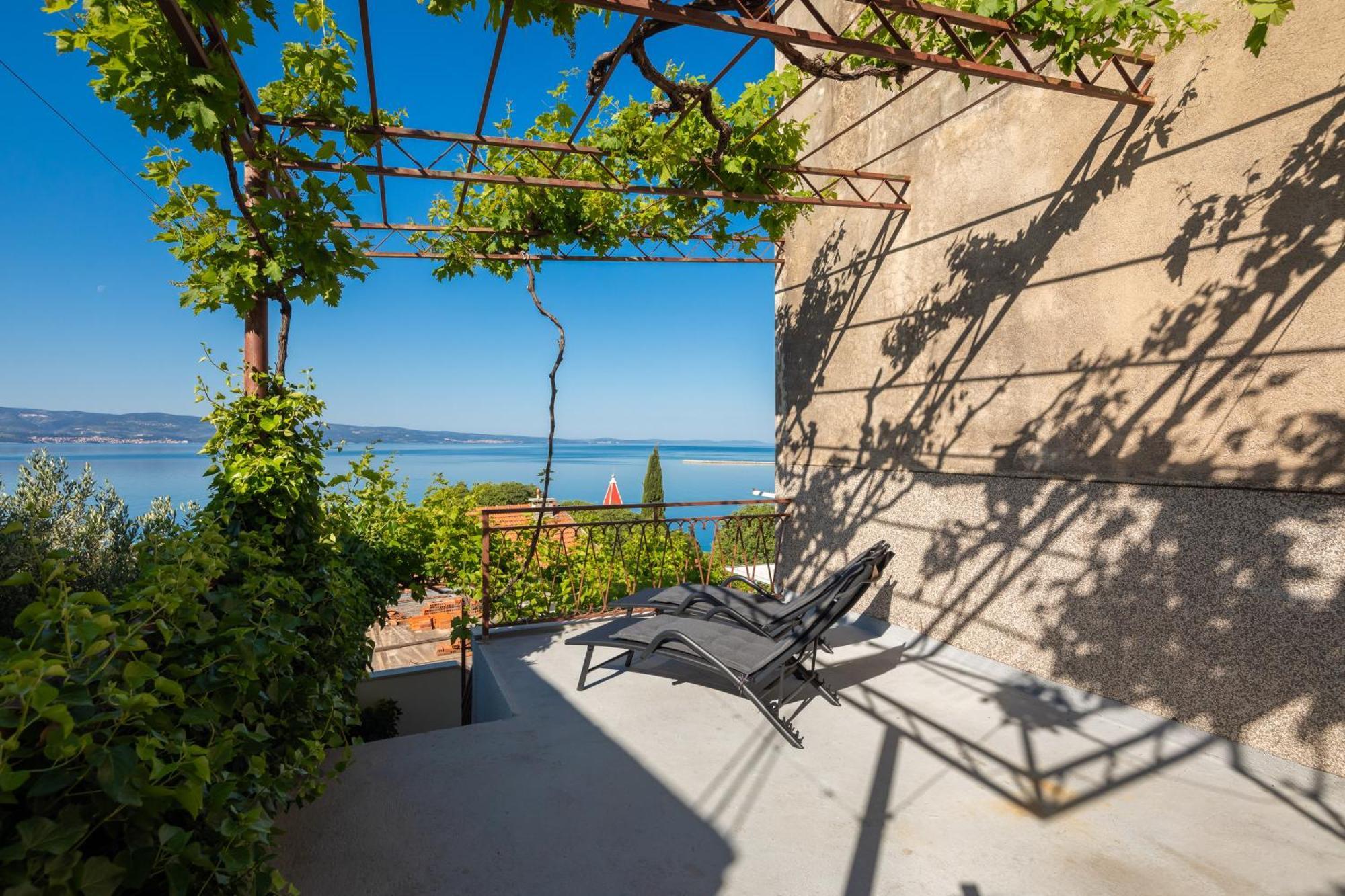 East Side Apartment Omiš Εξωτερικό φωτογραφία